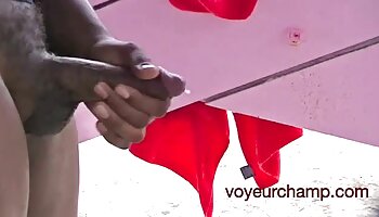 রাজকুমারী দানি তার বড় মোরগ পান চোদা চুদির video